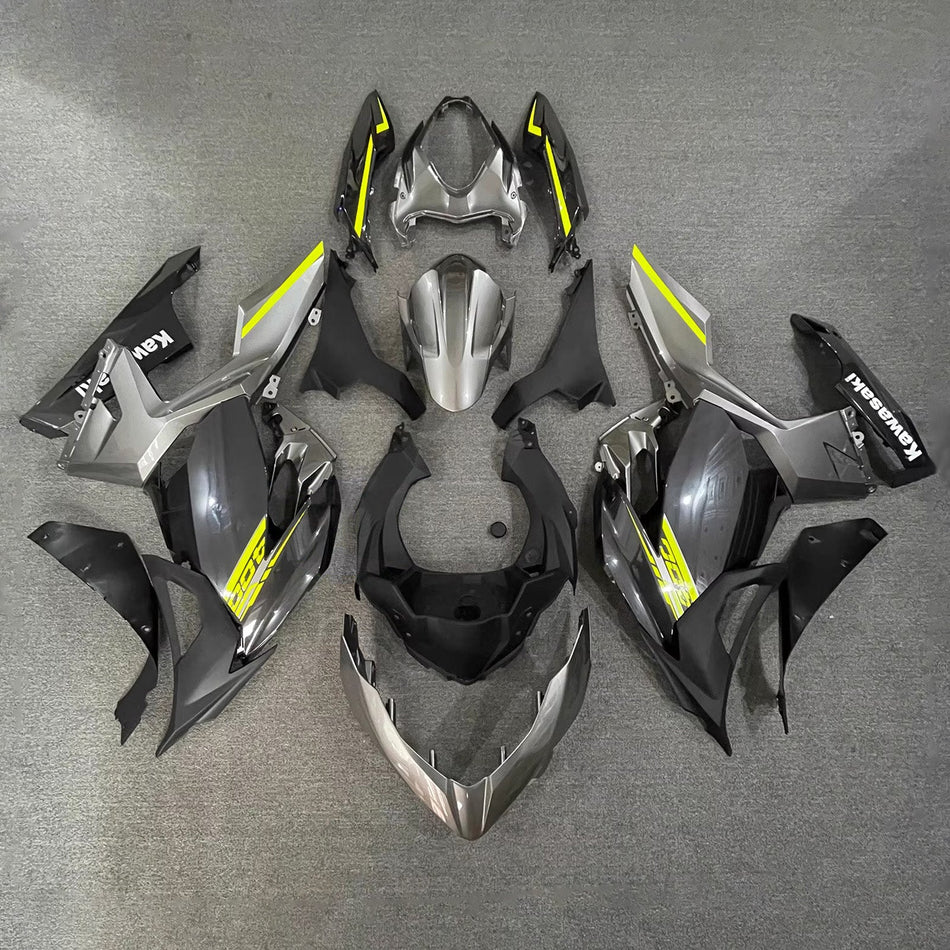 インジェクションフェアリングキット ボディワーク プラスチック ABS カワサキ EX400 Ninja400 2018-2024 に適合