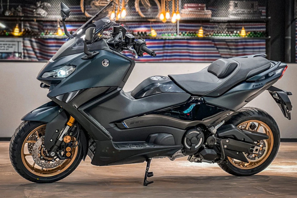 2022-2024 ヤマハ TMAX560 インジェクションフェアリングキット ボディワーク