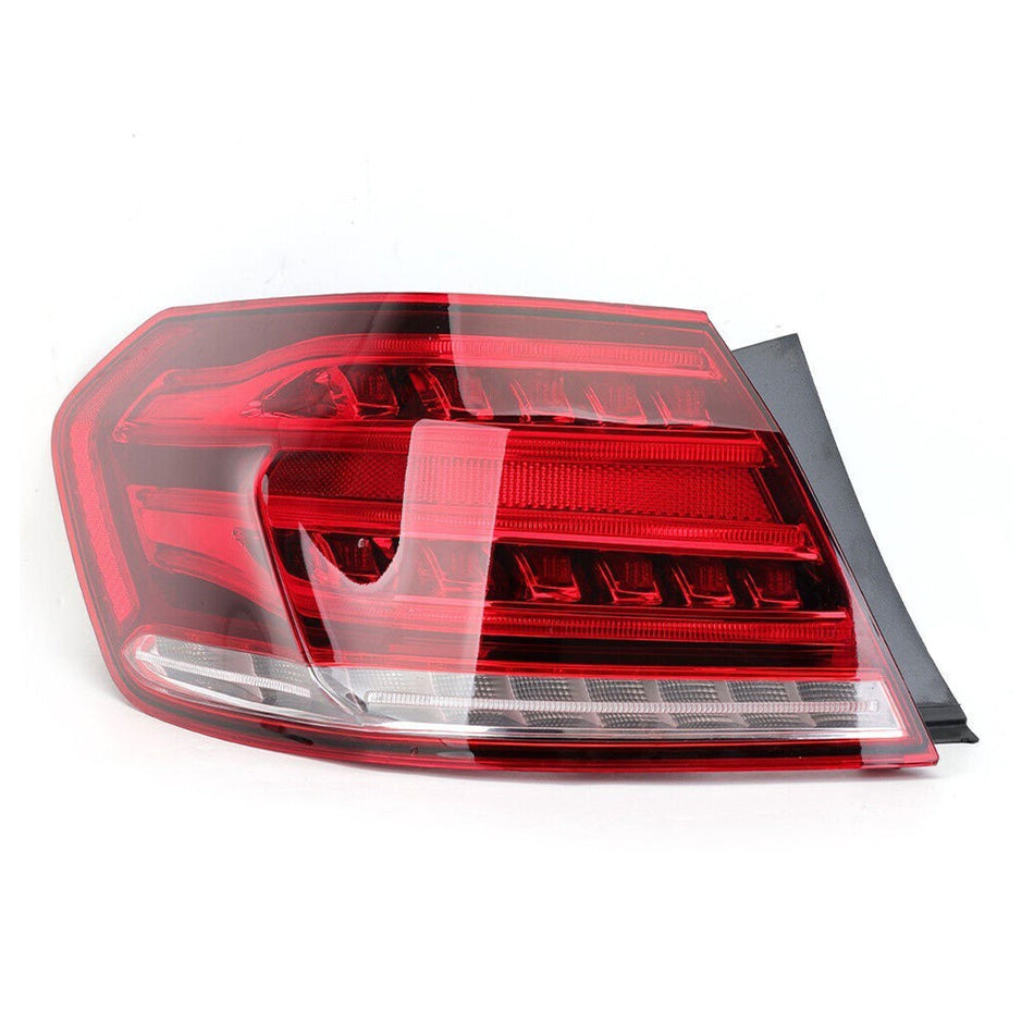 2014 メルセデス・ベンツ E250/E350/E400/E550/E63 AMG/E63 AMG S 左 LED アウターリアテールライト ブレーキランプ 2129060103 2129060757 2129060703