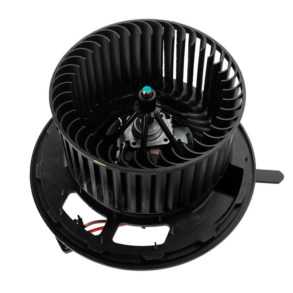 2013年式 BMW 135is HVACブロワーモーターファン フロント 64119144200
