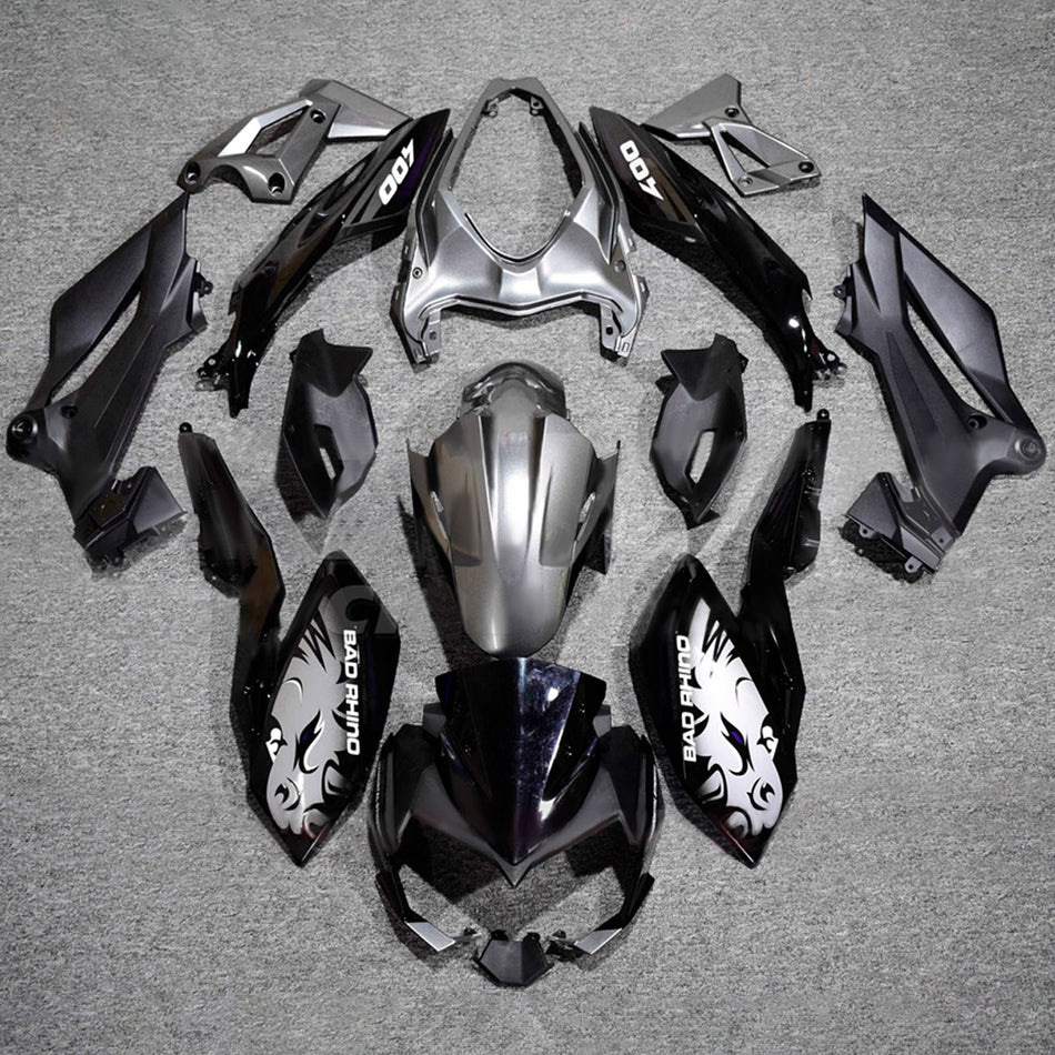 インジェクションフェアリングキット ボディワーク プラスチック ABS カワサキ Z400 2018-2024 に適合