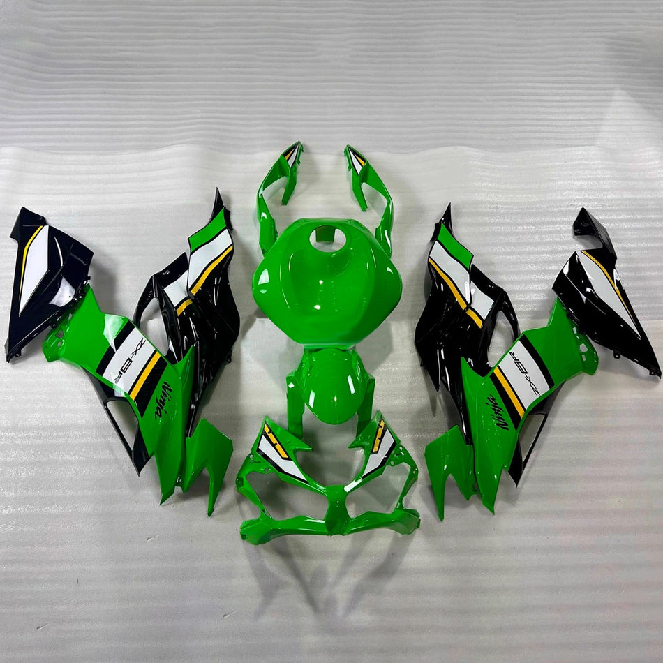 インジェクションフェアリングキット ボディワーク プラスチック ABS カワサキ ZX-6R 2024-2025 に適合