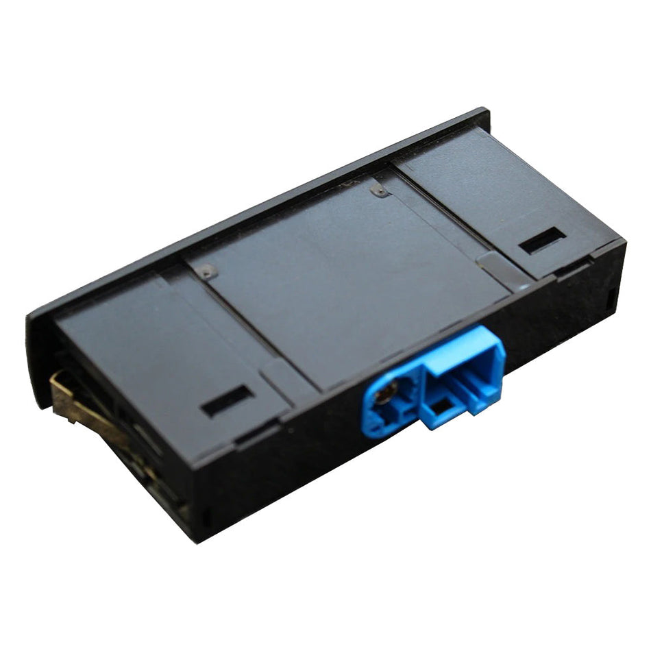 2015-2019 メルセデス・ベンツ GLE (W166) USBインターフェース マルチメディアアダプタコネクタ A1728201600