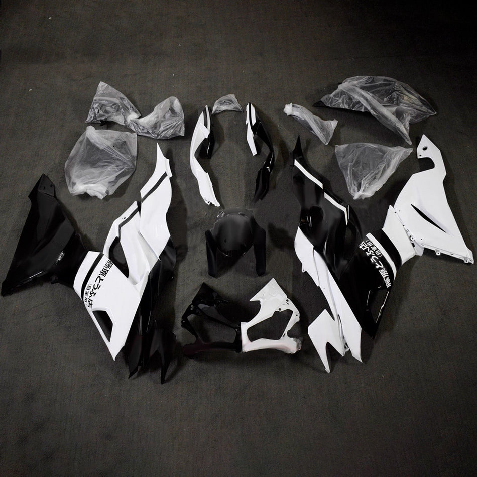 インジェクションフェアリングキット ボディワーク プラスチック ABS カワサキ ZX6R 2019-2023 に適合